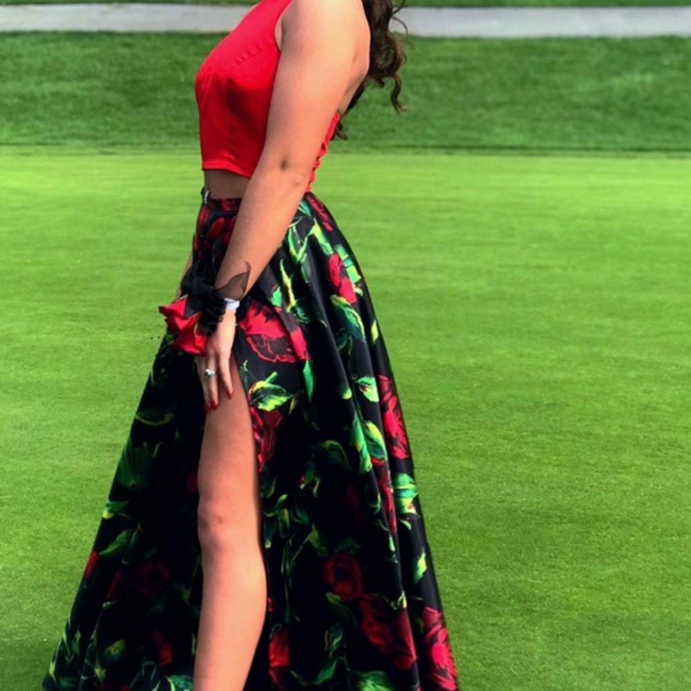 Sherri Hill
